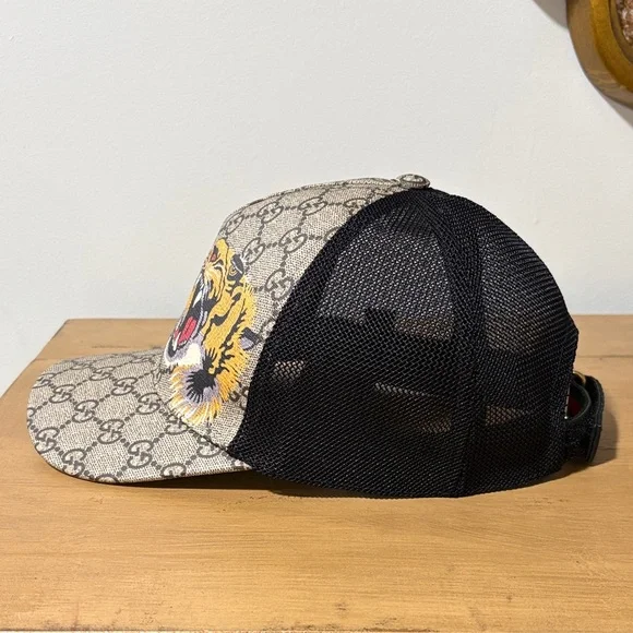 Gucci Beige and Black Tiger Cap - Picture 2 of 9